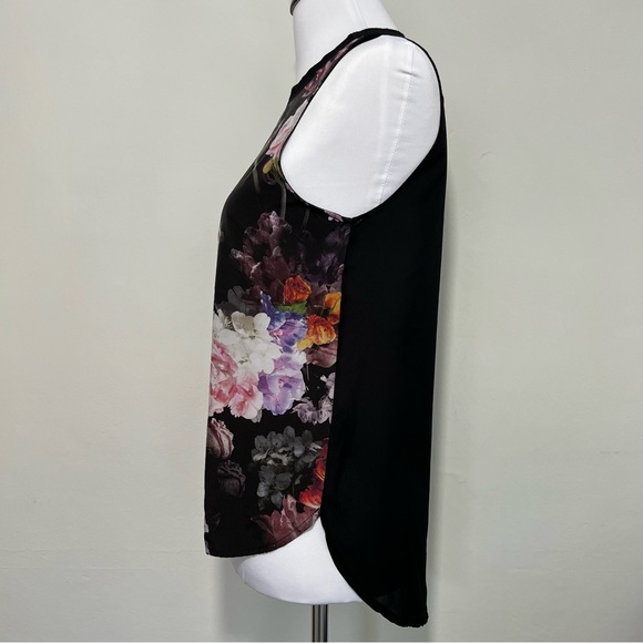 ONE ❤️ CLOTHING Floral Crew Tank Blouse - Picture 3 of 6